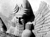 sargon-crownpersianheadpiecedepictedongate